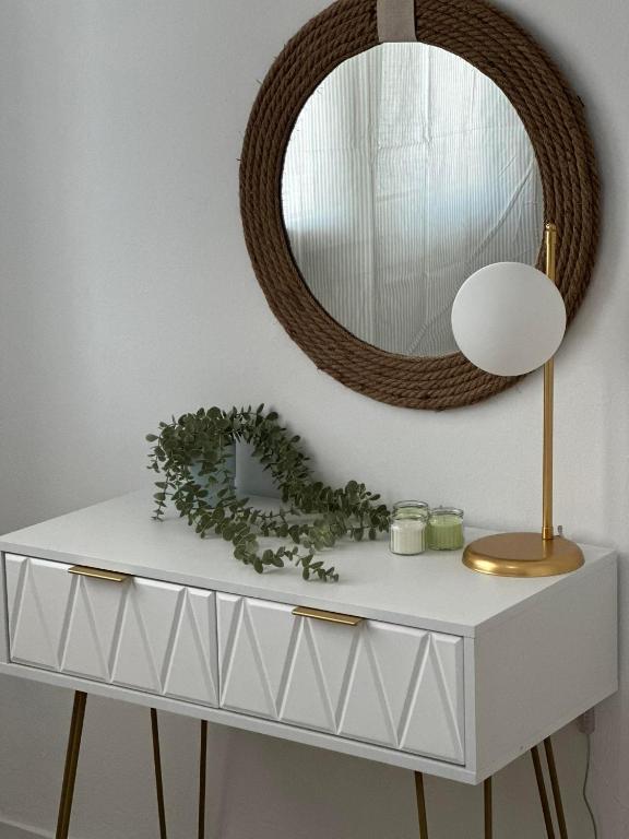 SUNNY MOOD by Little Hellen, Perea