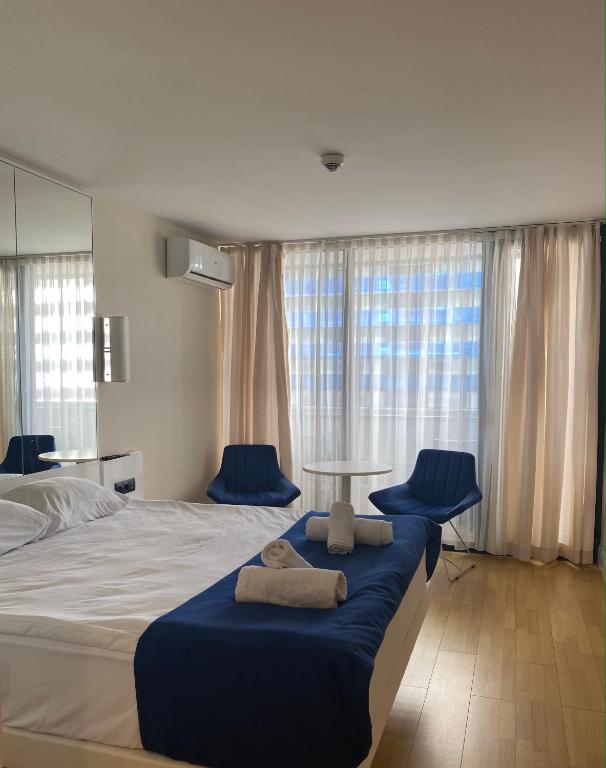 Orbi Fifteenth Floor with Sea View, Batumi