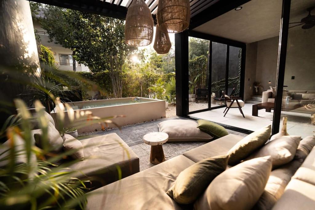 Luxury Twin Villas, 4 Private Pools, 2 Rooftops, BBQ, Near Beach - 4