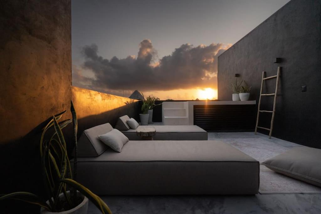 Luxury Twin Villas, 4 Private Pools, 2 Rooftops, BBQ, Near Beach - 3
