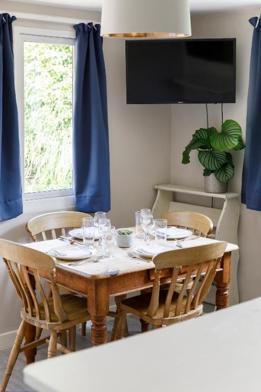 The Annex, Truffles, West Wittering photo 6