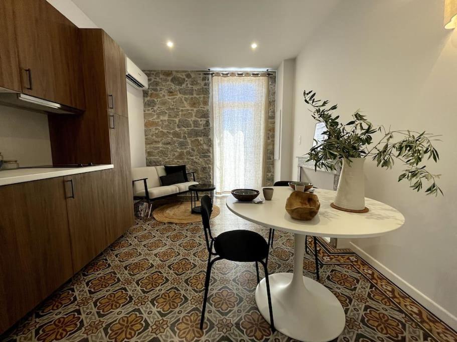 Appartement cosy, climatisé et central à deux pas de la mer ! - 2