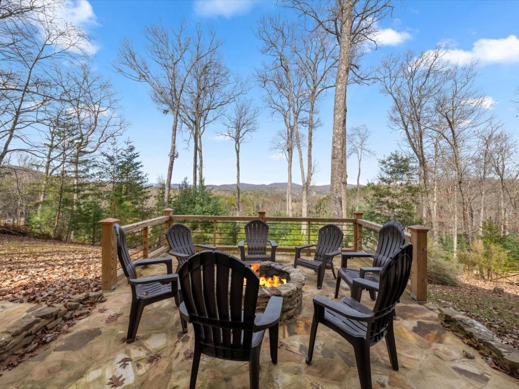 Drink Up The View - Full Mountain Views, Morganton