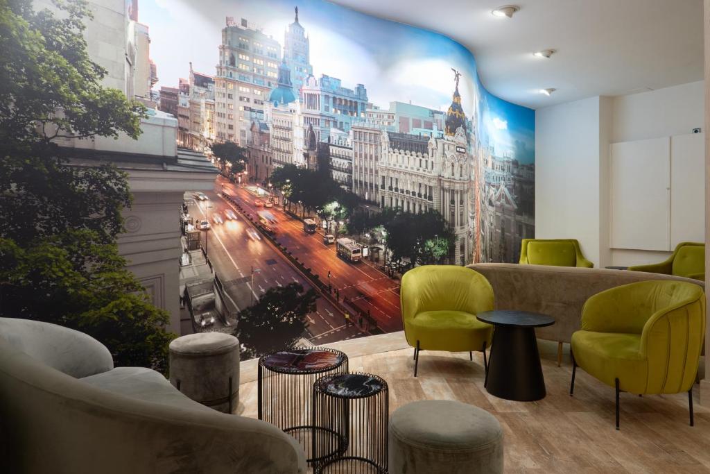 Hotel Puerta de Toledo — Attractions in the area in Madrid, Community of Madrid