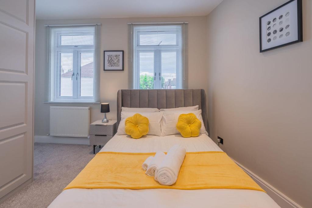Stunning 3 bd House-Tottenham Hotspur Stadium-parking and WIFI free, Londýn
