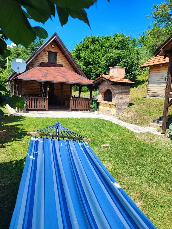 Brvnara na bregu - 5
