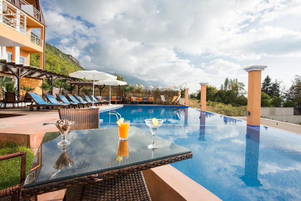 Villa Mina photo