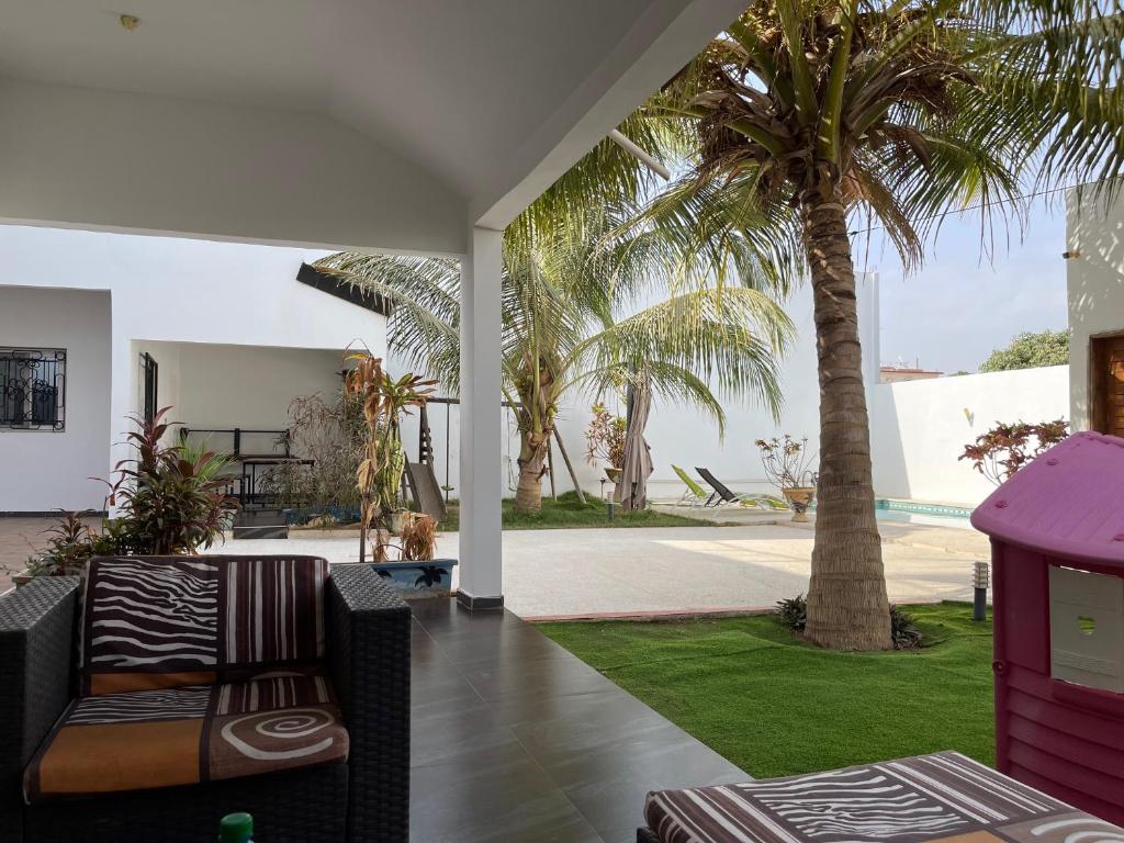 SALY - Villa Kage 6 chambres -Clim-Wifi-Eau chaude-Billard-Babyfoot-Ping pong-Canal - ELECTRICITE NON COMPRISE, Sali Nianiaral