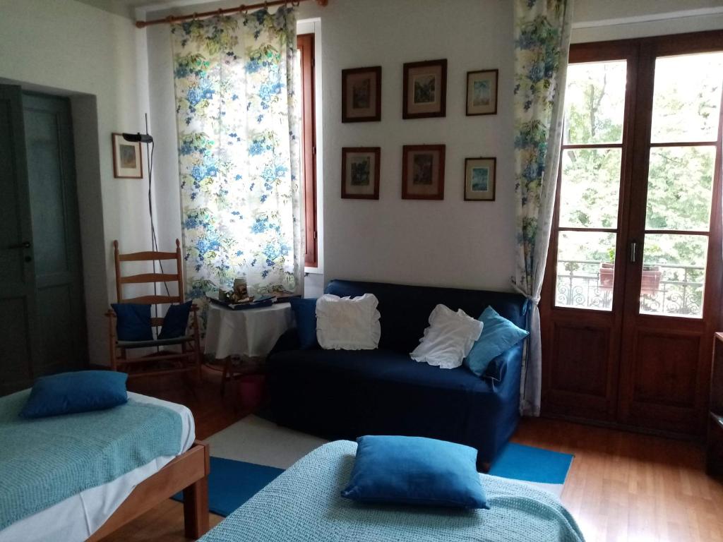 Marco e Cio, Castelveccana