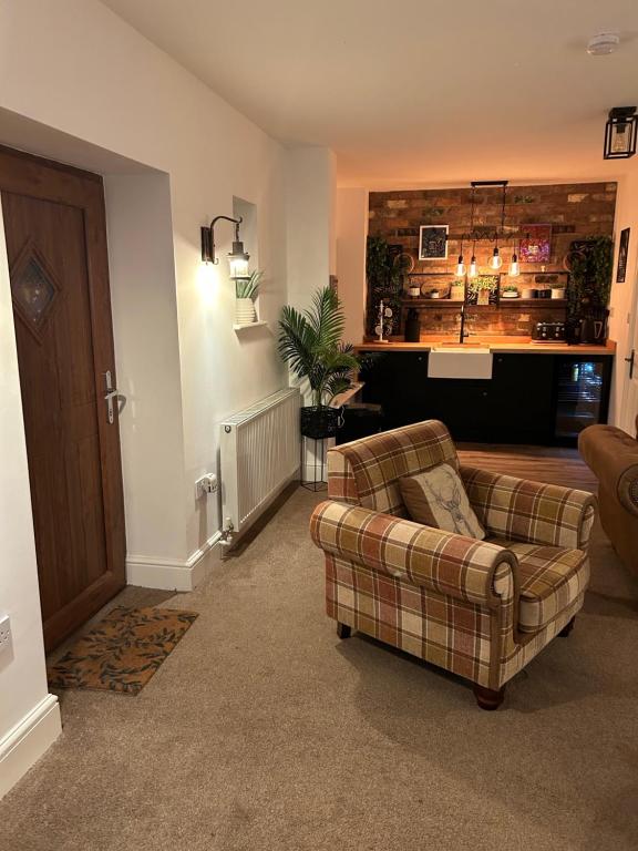 The Coachmans Cottage, Birkenhead photo 2