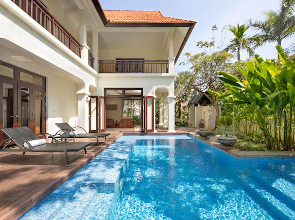 Purama Villas Beach Da Nang Resort