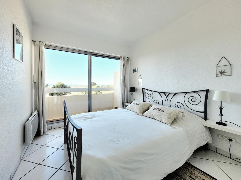 Canet-en-Roussillon: T2 moderne avec terrasse, parking privé et ascenseur pour 4 pers - FR-1-794-129 - 3