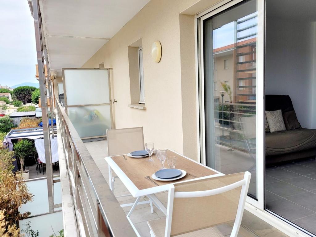 Beau T2 Moderne avec Piscine, Garage, Proche Mer - Canet-en-Roussillon - FR-1-794-132 - 2