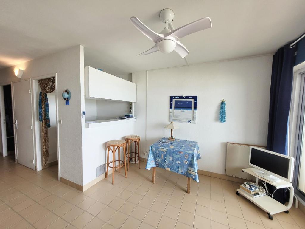 Canet-en-Roussillon - Studio cabine 4/5 pers - bord de mer avec parking - FR-1-794-144 - 2