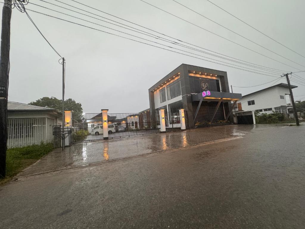 Colony Stay, Paramaribo