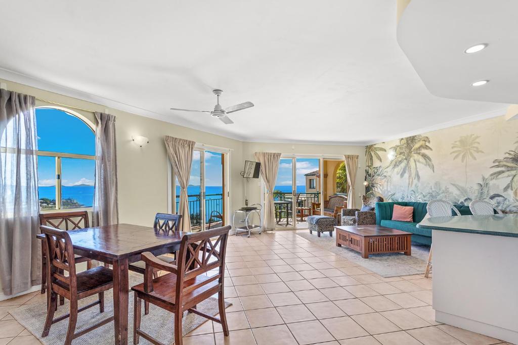 Turquoise Views, Airlie Beach