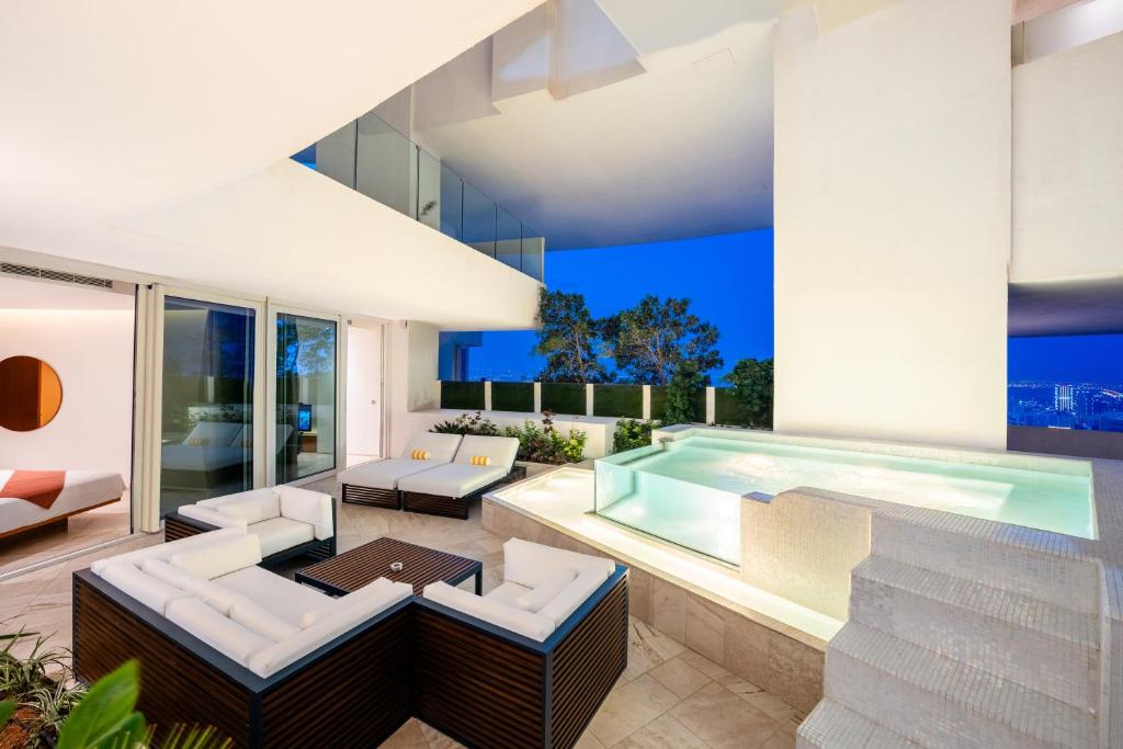 FIVE Jumeirah Village