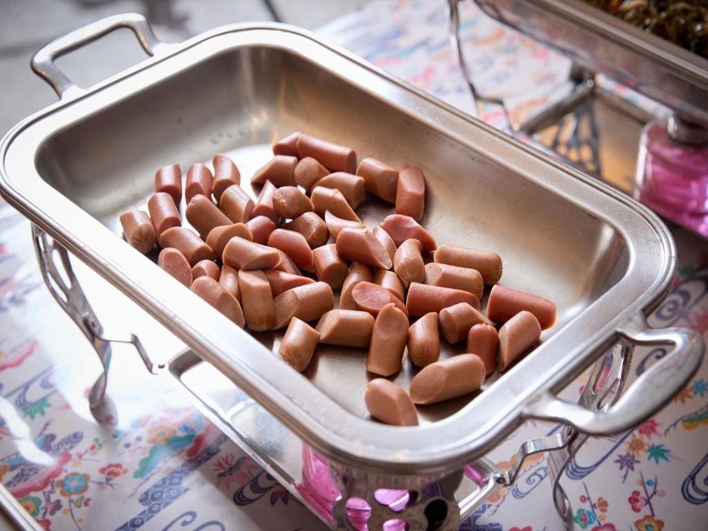 อาหารและเครื่องดื่ม