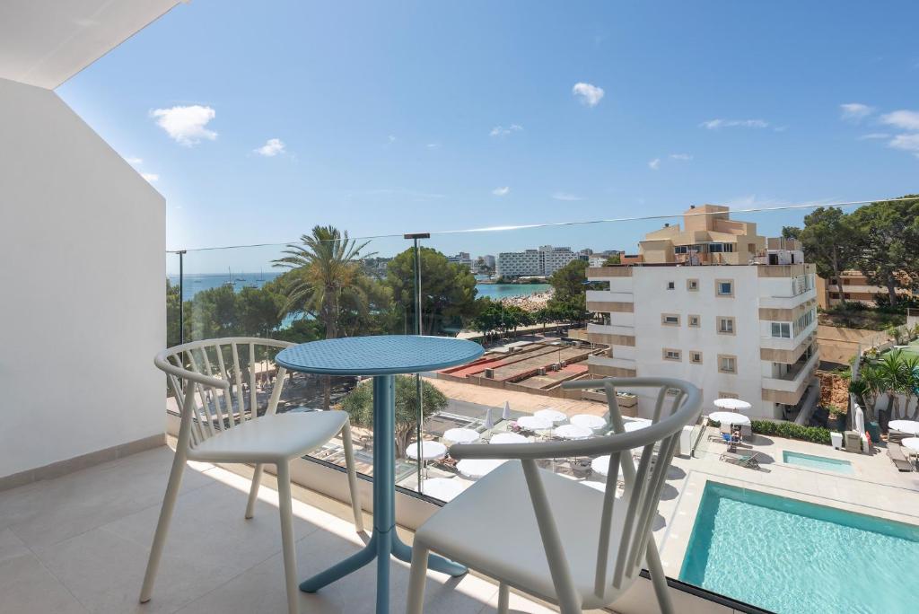 Hotel Palia Tropico Playa — Palma Nova, Balearic Islands