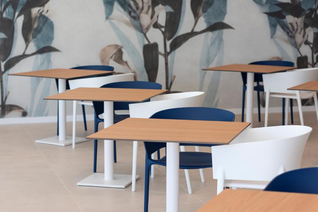 Hotel Palia Tropico Playa — Palma Nova, Balearic Islands