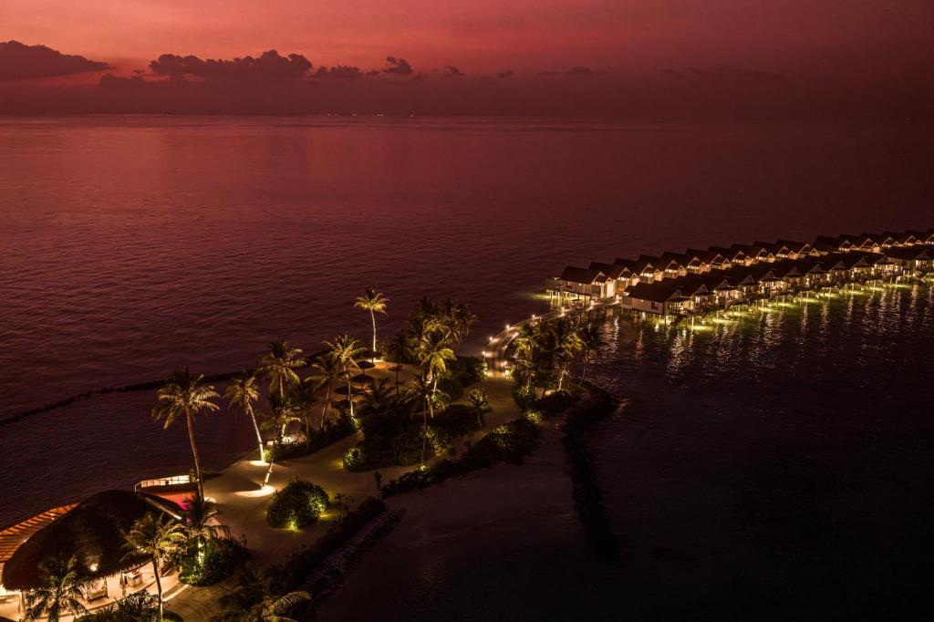 OBLU SELECT Lobigili - Premium All-Inclusive with Free Transfers — Hotel building in Kaafu Atoll, Kaafu