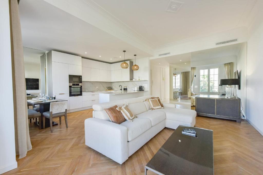 Rare luxury 3-Br near the Croisette - 1