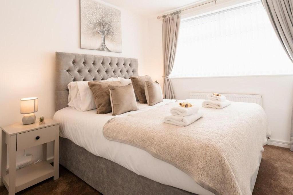 Convenient Wirral Retreat, Upton
