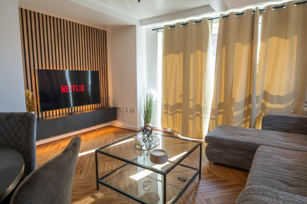 Urban Luxury: Spinningfields 2 Bed Apartment, Manchester