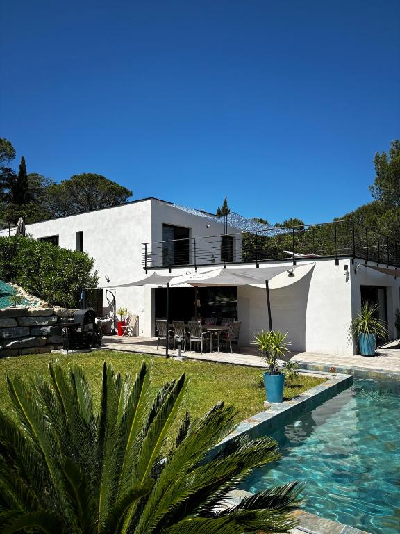 Villa Yéline - Moderne et Spacieuse - 1