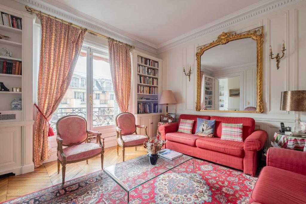 Veeve - Haussmannian Heights - 2