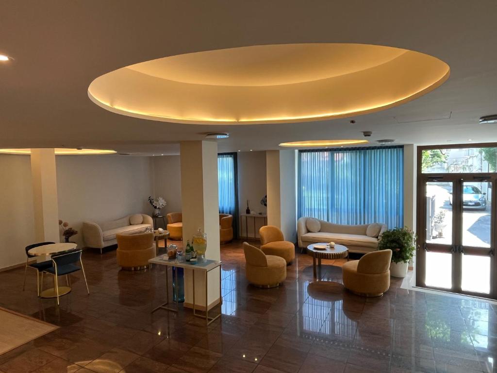 Hotel Eden - 4