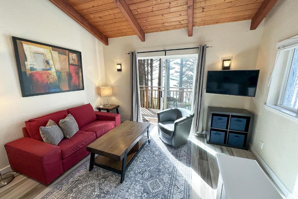 Ocean Front, Serenity at Oregon House, Stairs to the Beach!, Searose Beach