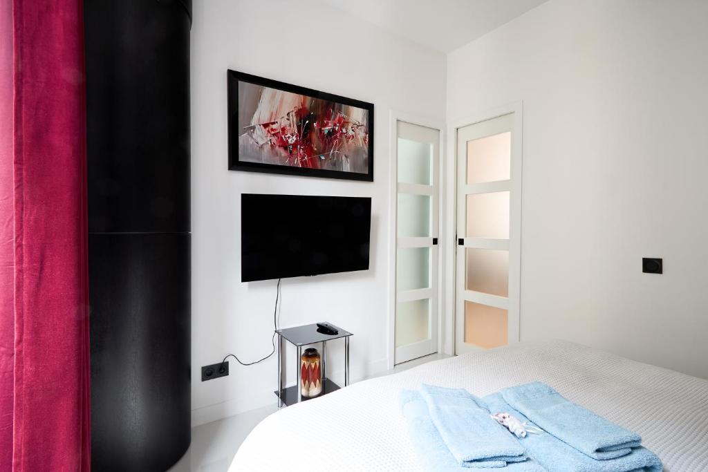 Champs-Élysées Executive Apartment - 3