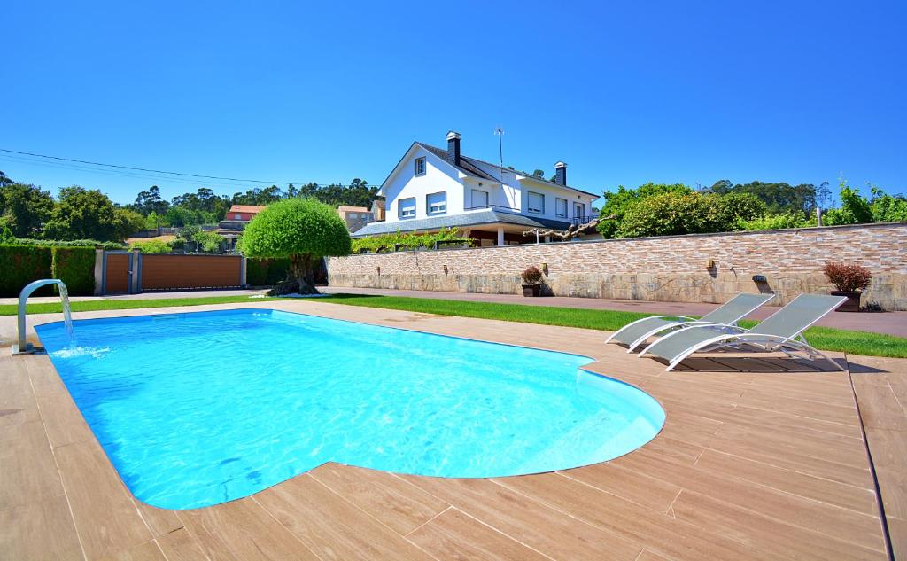 GALIHOST - Chalet con piscina en Vilagarcía de Arousa, Vilagarcia de Arousa