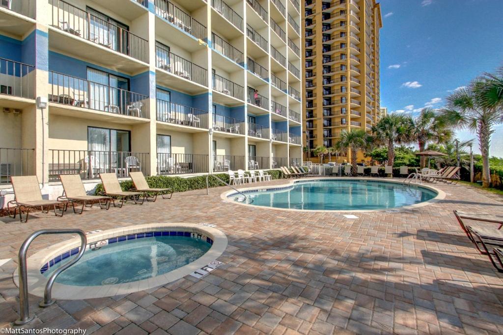 Carolinian Beach Resort