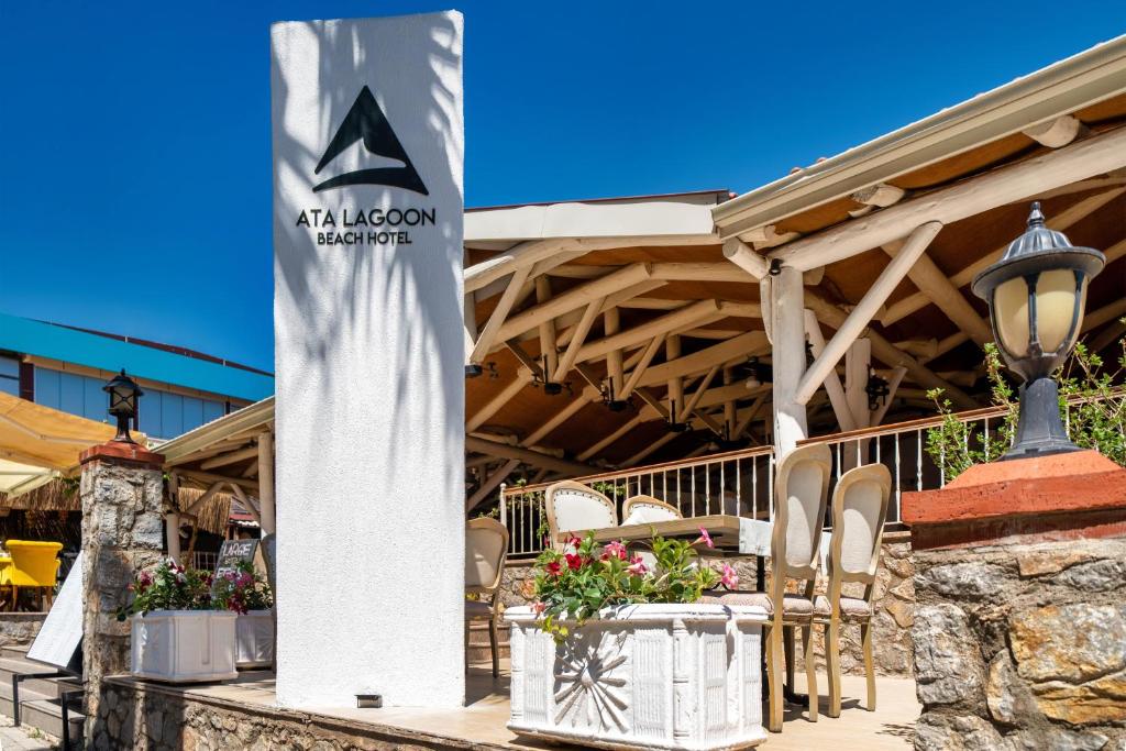 Ata Lagoon Beach Hotel — Restaurant & bars in Ölüdeniz, Mugla