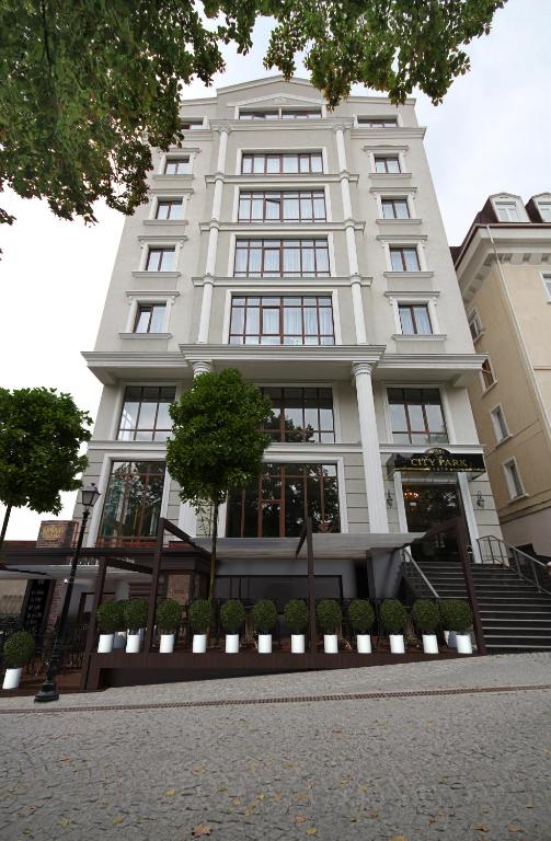 City Park Hotel photo