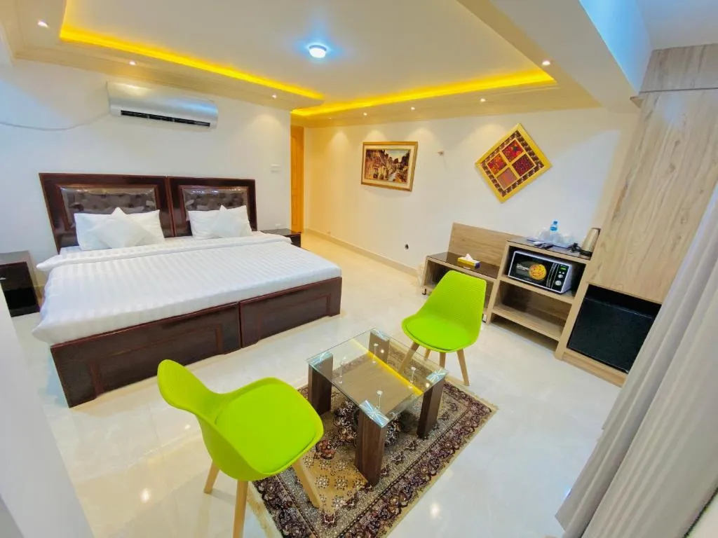 White Hotel, hotel in Quetta