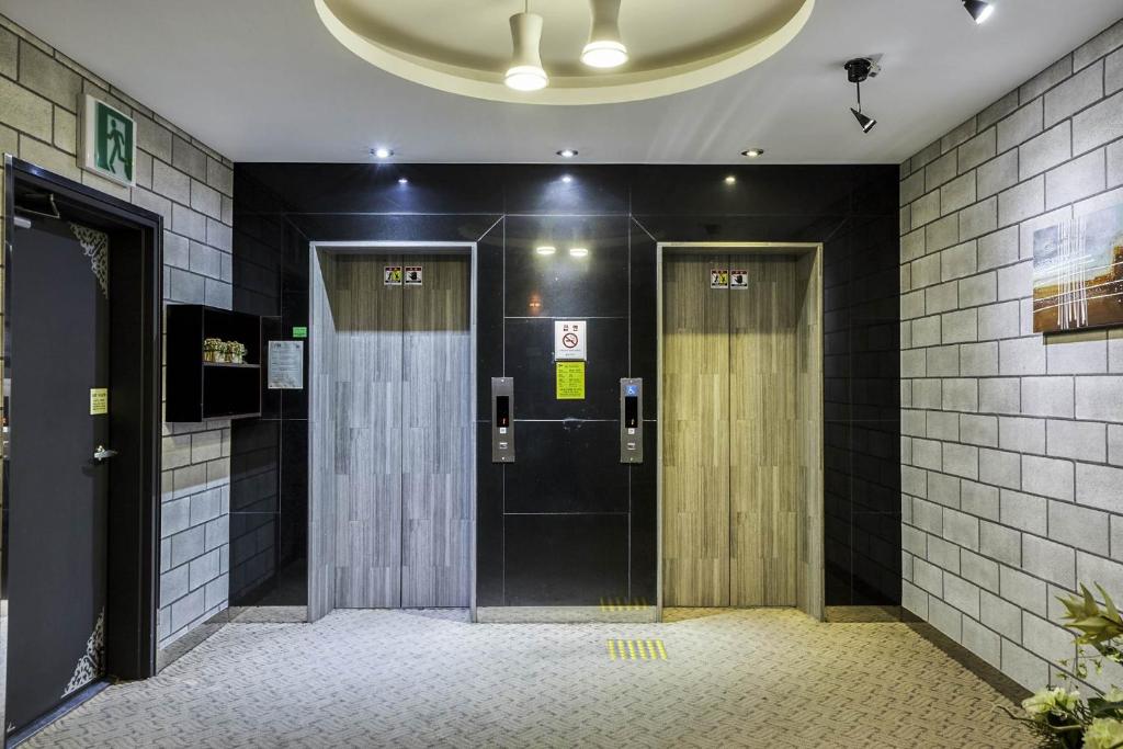 Hotel TJ