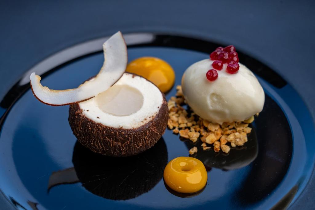 طعام و مشروبات