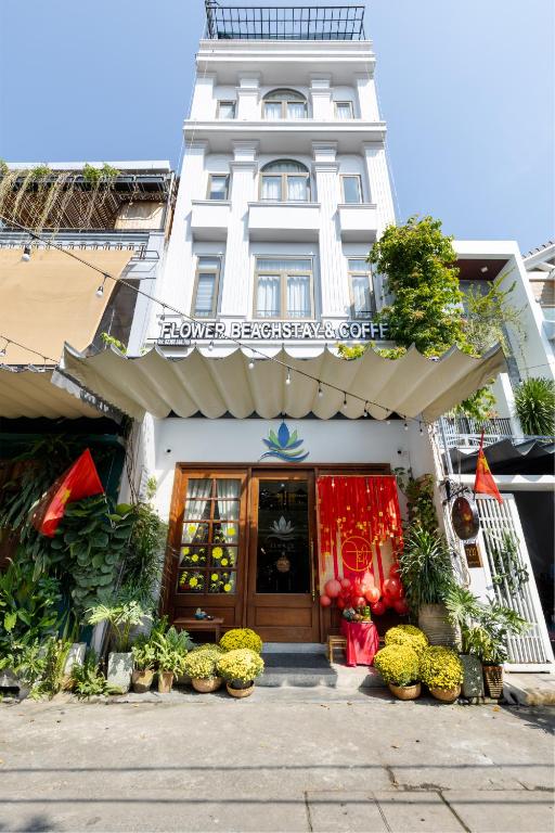 FLOWER BEACHSTAY &#038; COFFEE