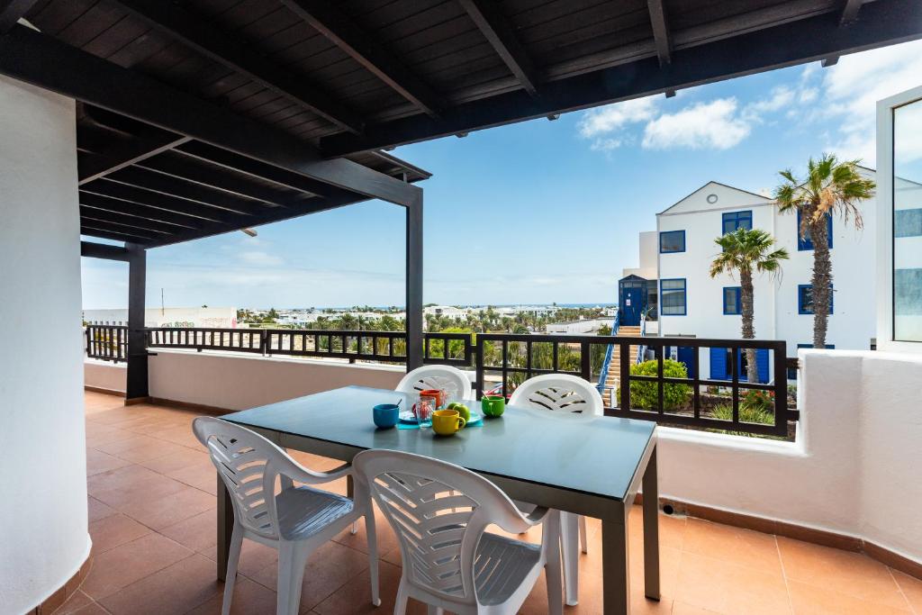 Golden - Los Pinos, Costa Teguise