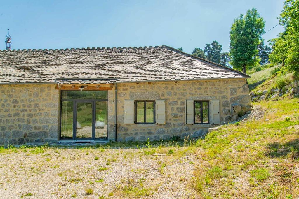 Gite de la grange - domaine de coulagnettes, Serverette