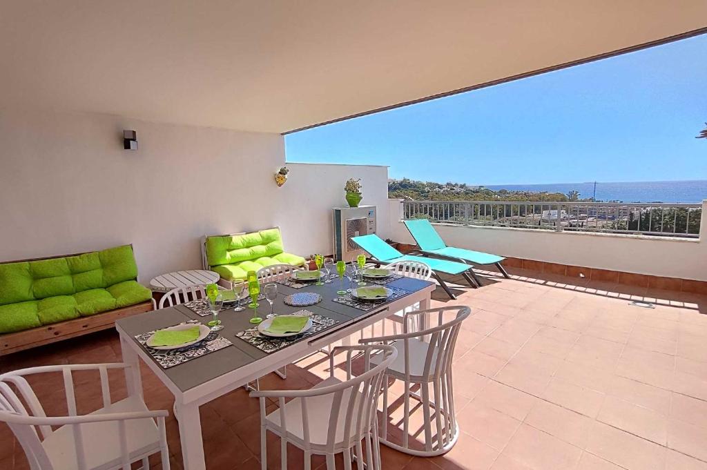 Hercesa, Bahia de Casares