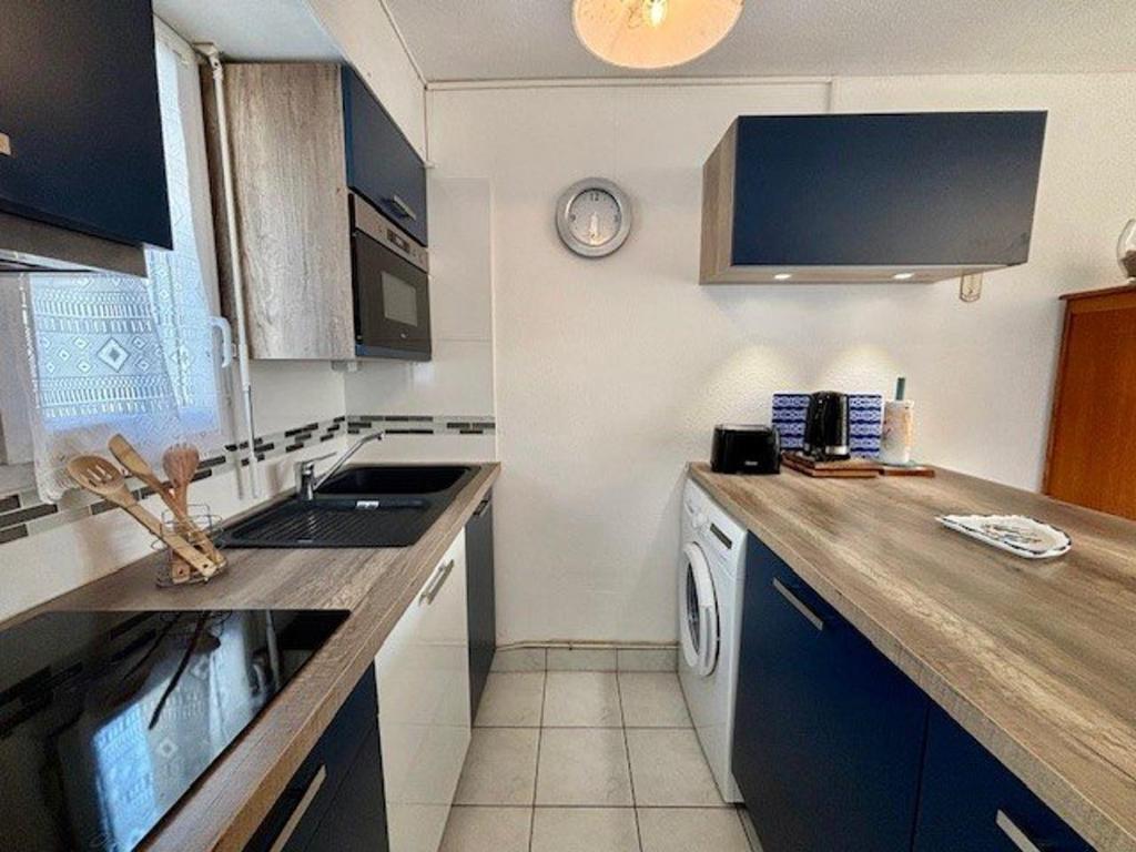 Maison rénovée 3 pièces, vue mer, pour 6, parking - FR-1-478-28 - 2