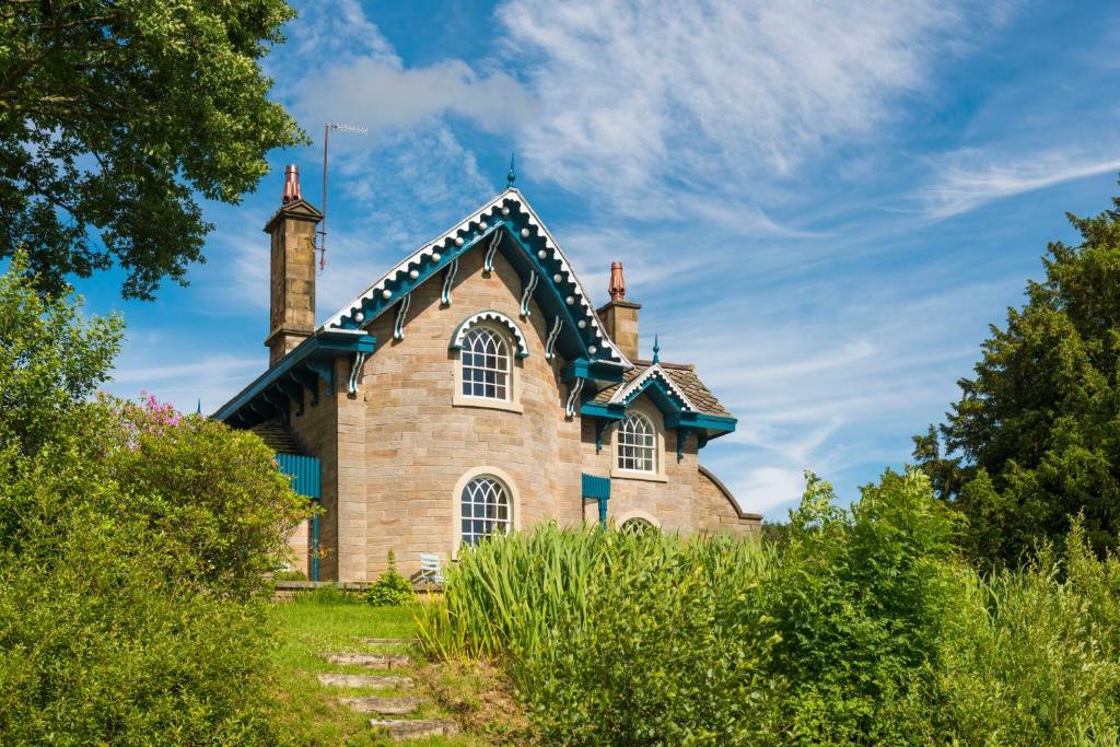 Swiss CottageChatsworth Estate, Beeley