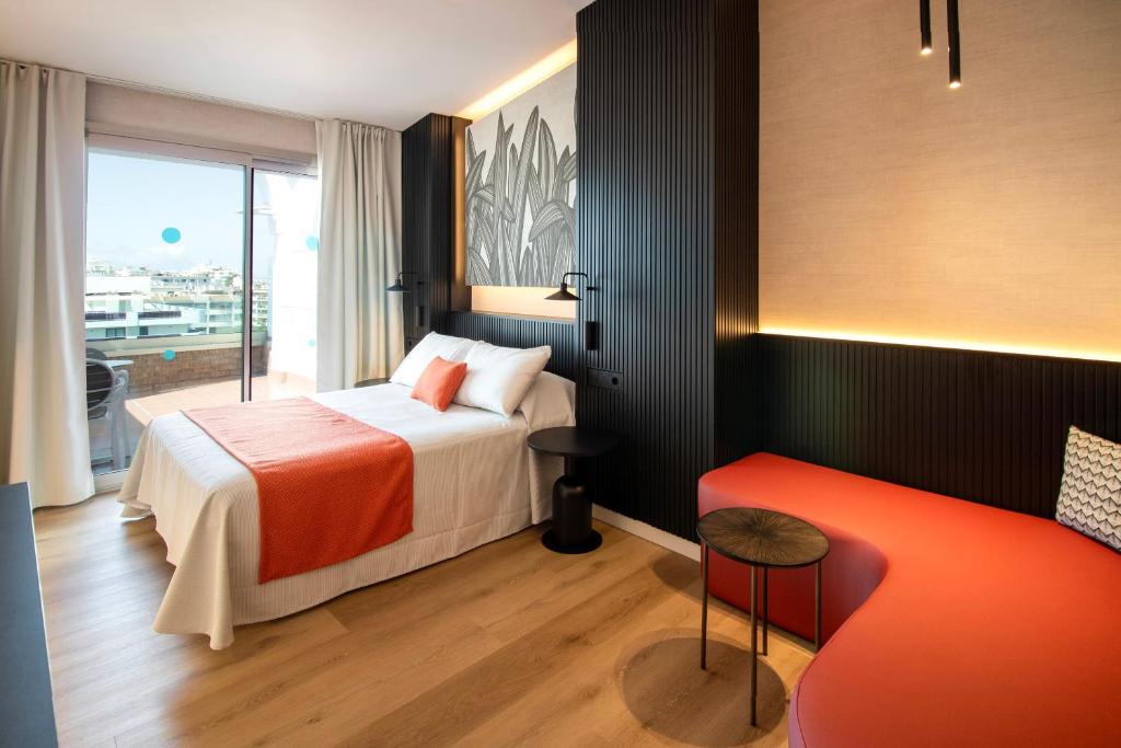Golden Port Salou & Spa — Hotel rooms in Salou, Catalonia