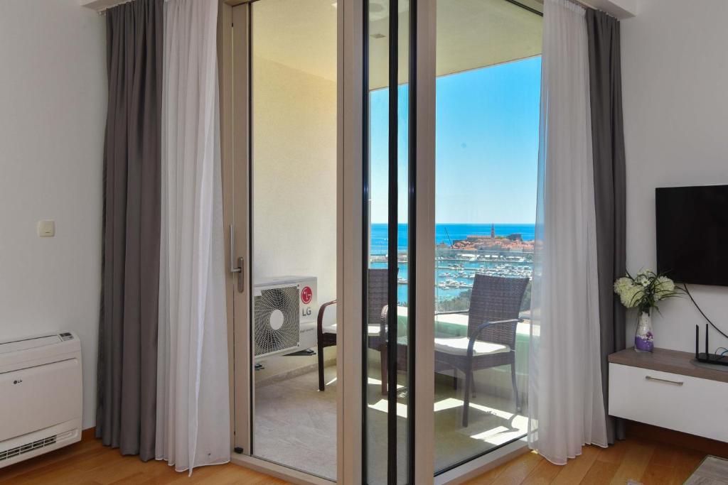 Apartman Drobnjak Center-sea View - 4