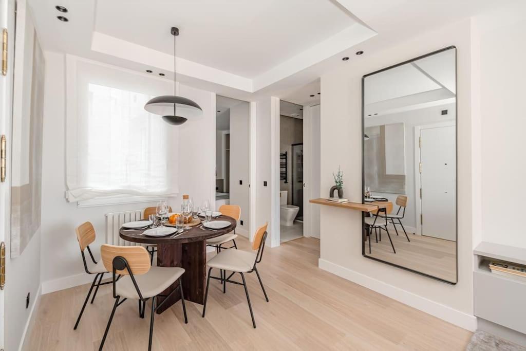 Chueca IV calle Escorial 2BR 2BH - 4