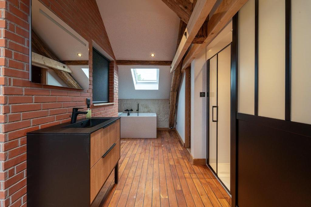 Evasion chic, spa et sauna sous les toits - 3